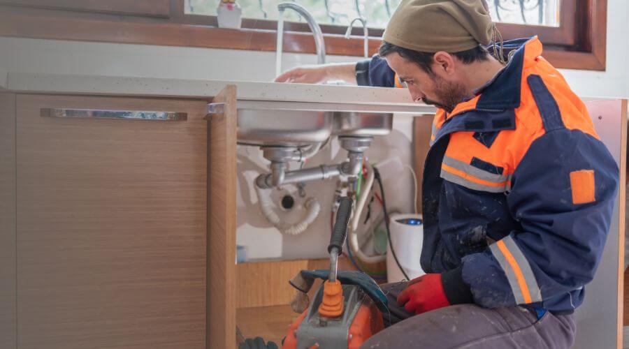 Local expert plumbing services in Burket, IN